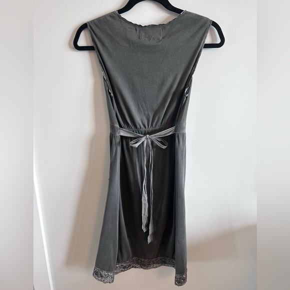 Grey Sundress, size Small - Picture 2 of 2